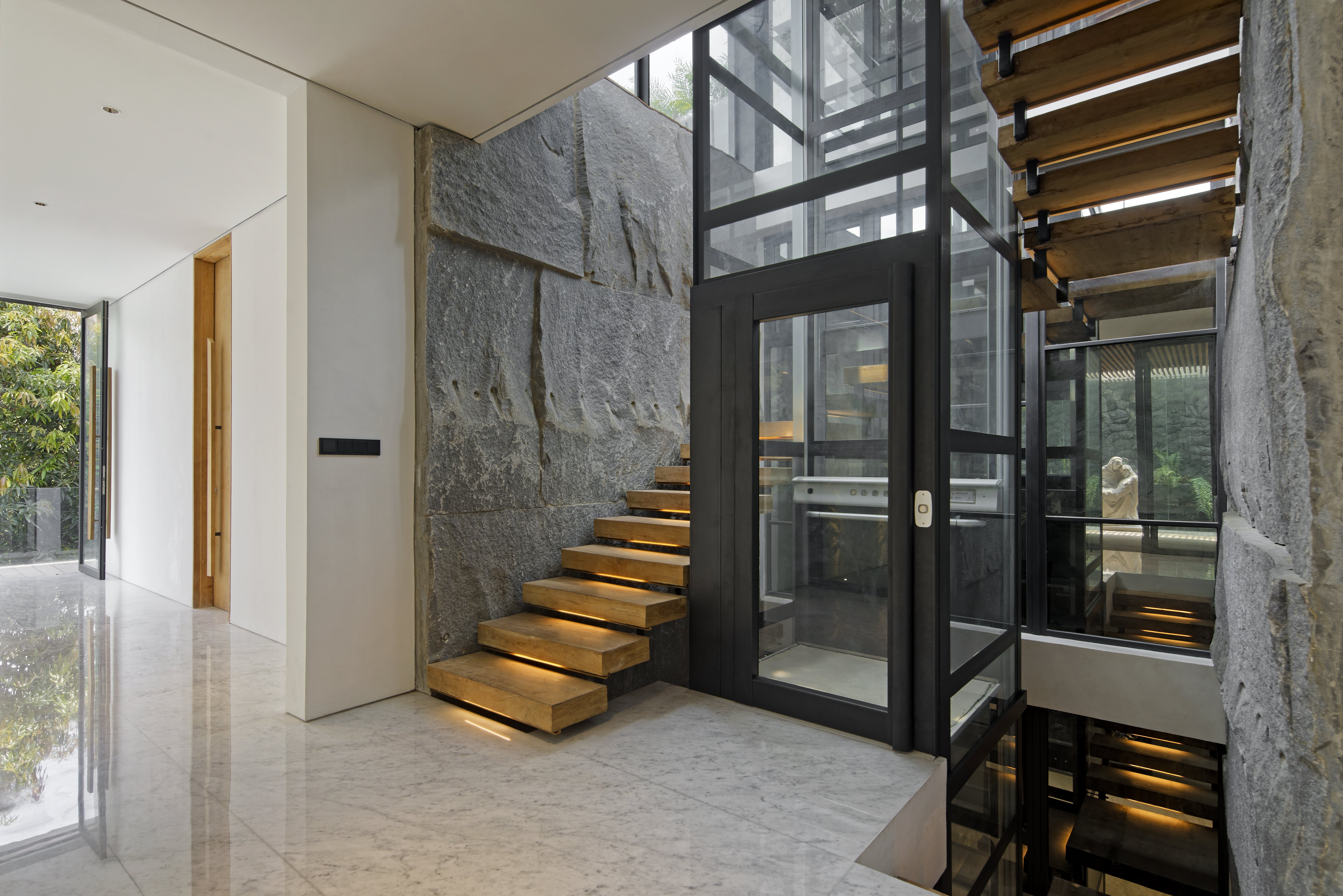 BUDI PRADONO ARCHITECTS - Juara 3